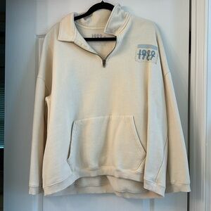 Taylor Swift 1989 Taylor’s Version Wonderland Quarter Zip Sweatshirt Size XL
